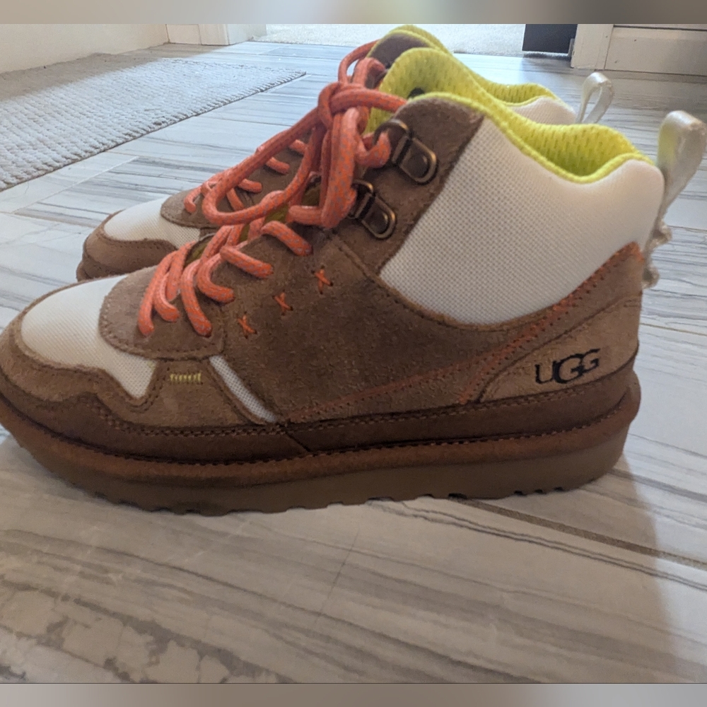 Ugg Heritage Hi Sneaker